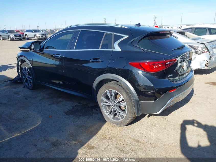 2018 Infiniti Qx30 Premium VIN: SJKCH5CRXJA052547 Lot: 39560446