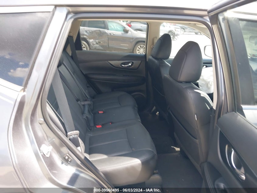 2015 Nissan Rogue Sl VIN: 5N1AT2MV9FC779057 Lot: 39560495