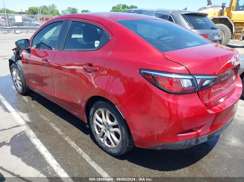 2016 Scion Ia VIN: 3MYDLBZVXGY137712 Lot: 39560498