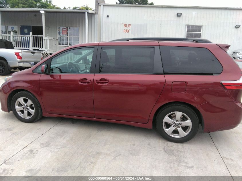 2018 Toyota Sienna Le VIN: 5TDKZ3DC1JS912932 Lot: 39560564