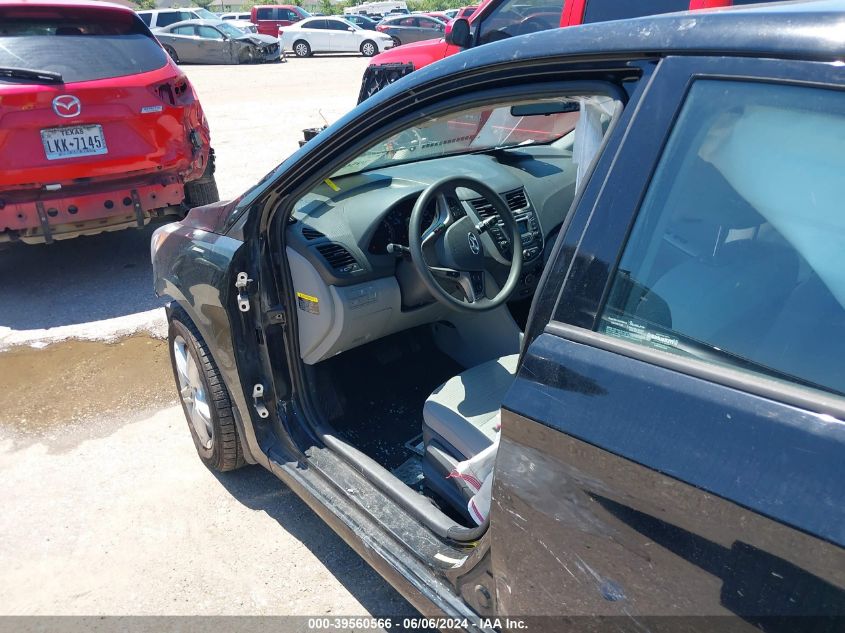 2017 Hyundai Accent Value Edition VIN: KMHCT4AE5HU320601 Lot: 39560566