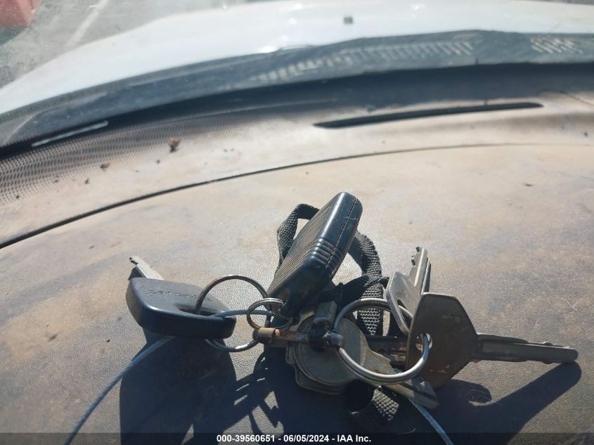 2001 Ford F-150 Lariat/Xl/Xlt VIN: 1FTRX18L81KF00341 Lot: 39560651