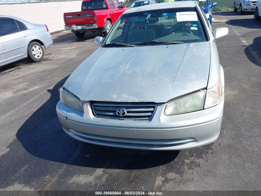 2000 Toyota Camry Le VIN: 4T1BG22K9YU706768 Lot: 39560664