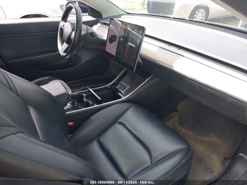 5YJ3E1EB9JF130361 2018 Tesla Model 3 Long Range/Performance