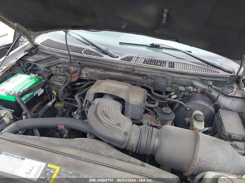 2002 Ford F-150 Lariat/Xlt VIN: 1FTRW08L52KD30826 Lot: 39560707