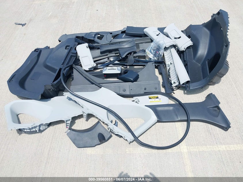 2021 TOYOTA RAV4 LE - 2T3H1RFV4MC149196