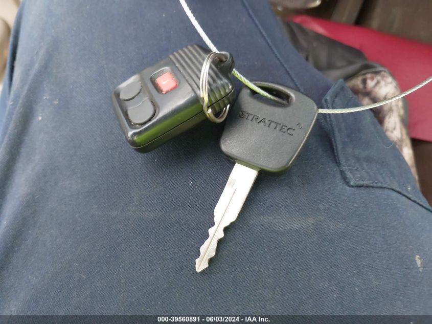 2001 Ford Excursion Limited VIN: 1FMNU43S21ED04641 Lot: 39560891