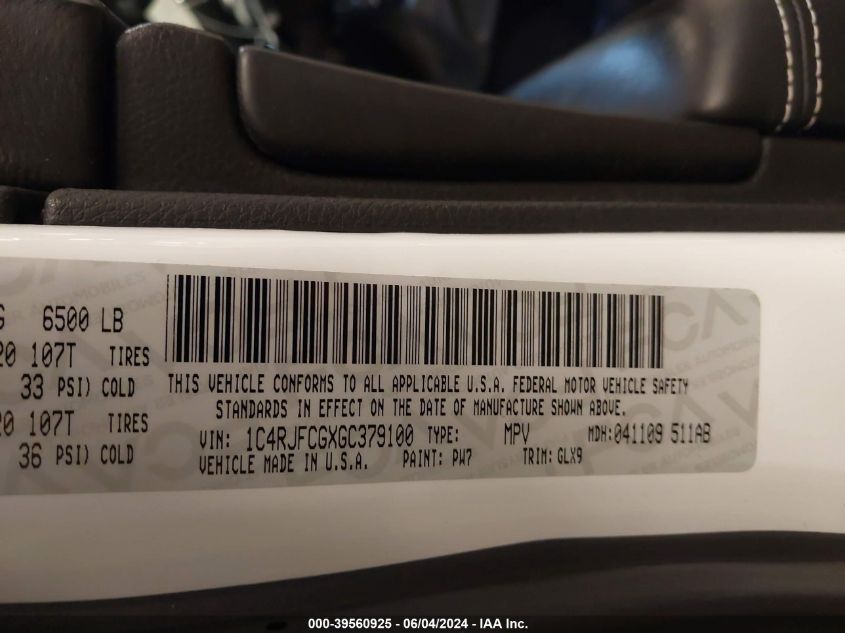 2016 Jeep Grand Cherokee Overland VIN: 1C4RJFCGXGC379100 Lot: 39560925