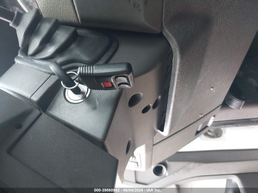 2010 Ford F-150 Fx2 Sport/Lariat/Xl/Xlt VIN: 1FTFX1CV7AKB85382 Lot: 39560942