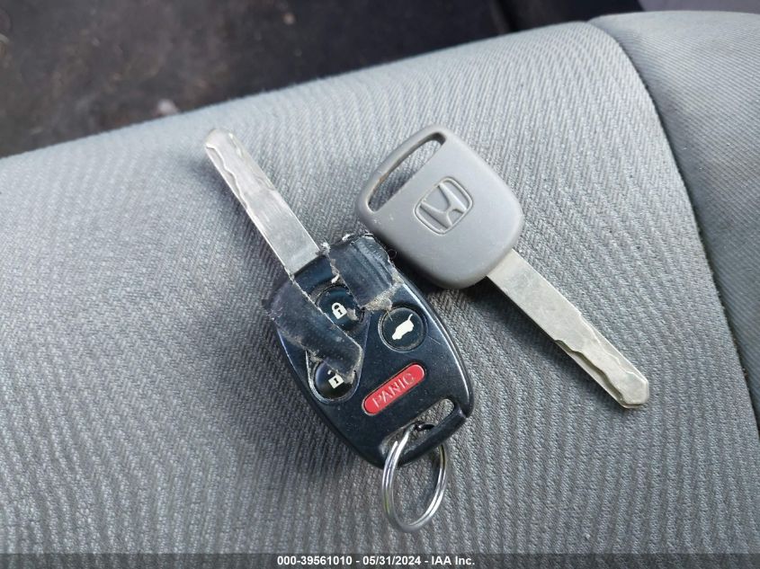 2010 Honda Pilot Lx VIN: 5FNYF4H23AB023130 Lot: 39561010