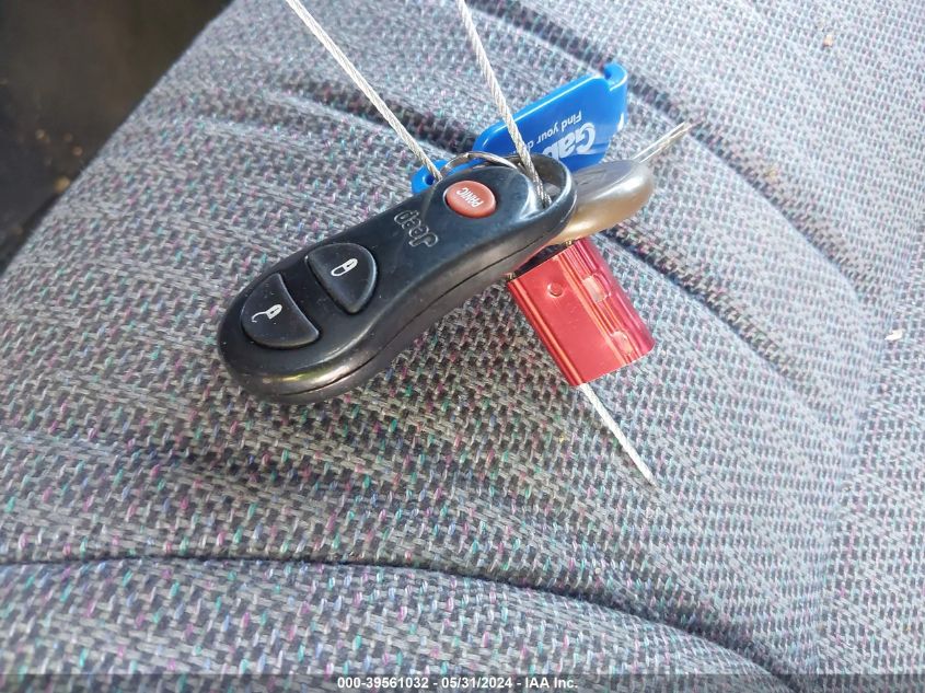 2001 Jeep Cherokee Sport VIN: 1J4FF48S01L554042 Lot: 39561032