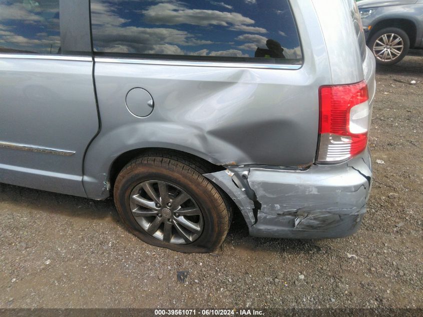 2015 Chrysler Town & Country S VIN: 2C4RC1HG8FR562619 Lot: 39561071