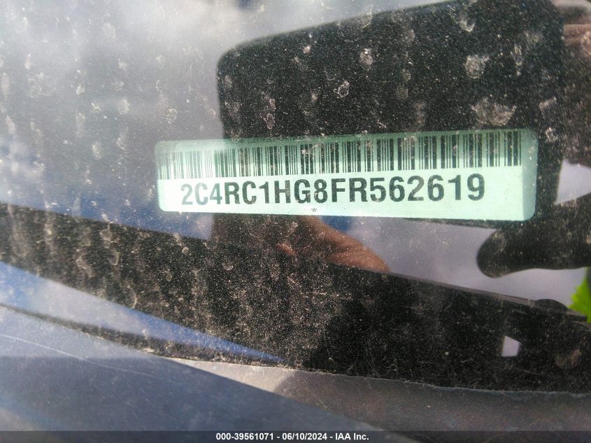 2015 Chrysler Town & Country S VIN: 2C4RC1HG8FR562619 Lot: 39561071