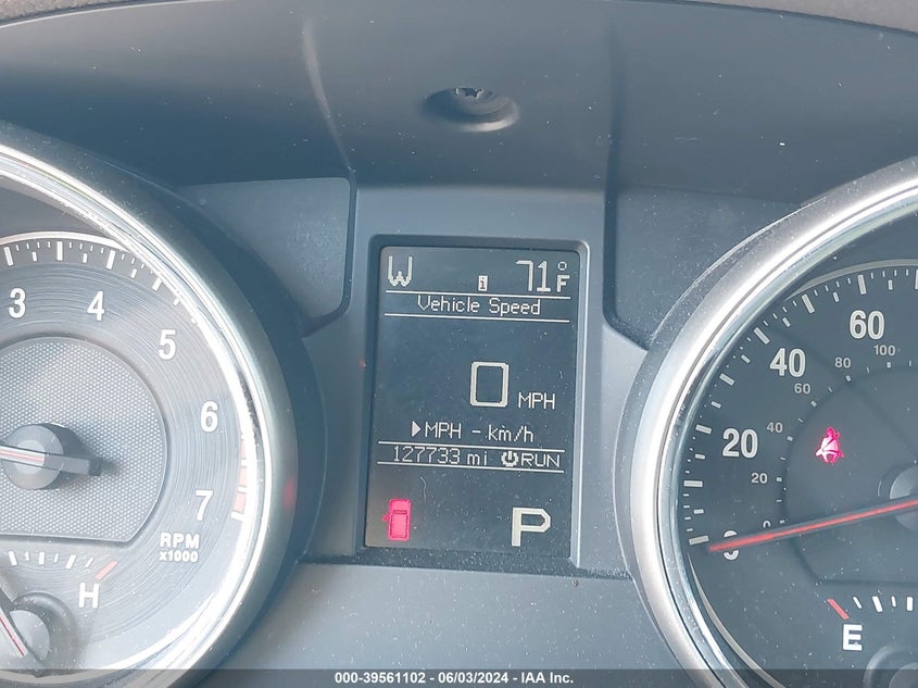 2011 Jeep Grand Cherokee Laredo VIN: 1J4RR4GT2BC504839 Lot: 39561102