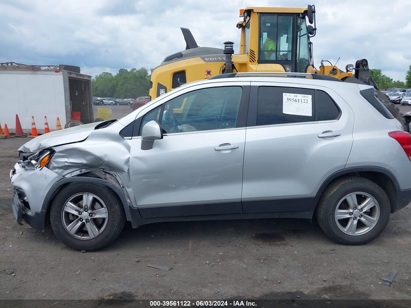 2019 CHEVROLET TRAX LT - 3GNCJPSB9KL183252