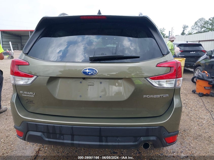 2024 Subaru Forester Limited VIN: JF2SKALCXRH420265 Lot: 39561166