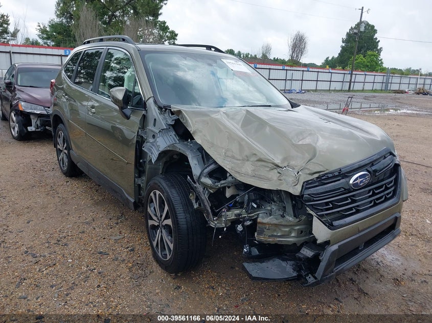 2024 Subaru Forester Limited VIN: JF2SKALCXRH420265 Lot: 39561166