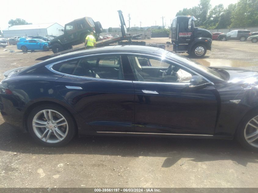 2013 Tesla Model S VIN: 5YJSA1AG6DFP04959 Lot: 39561197