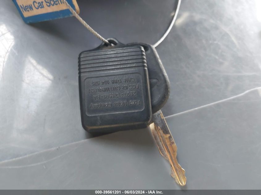 2005 Ford Explorer Xlt/Xlt Sport/Nbx VIN: 1FMDU73E35UA92397 Lot: 39561201