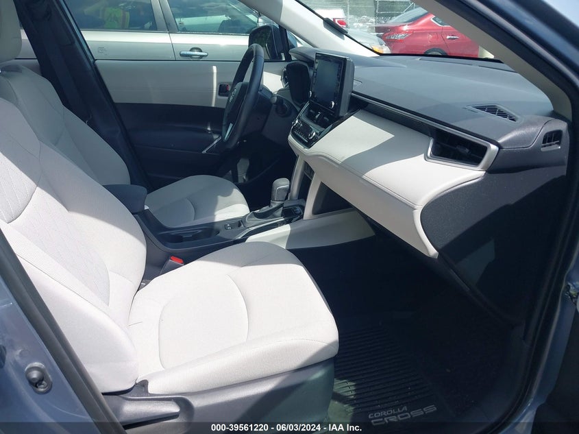 2022 Toyota Corolla Cross Le VIN: 7MUBAAAG2NV026259 Lot: 39561220
