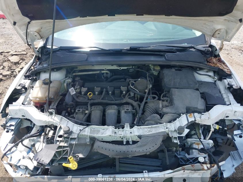 2015 Ford Focus Se VIN: 1FADP3F26FL295626 Lot: 39561238