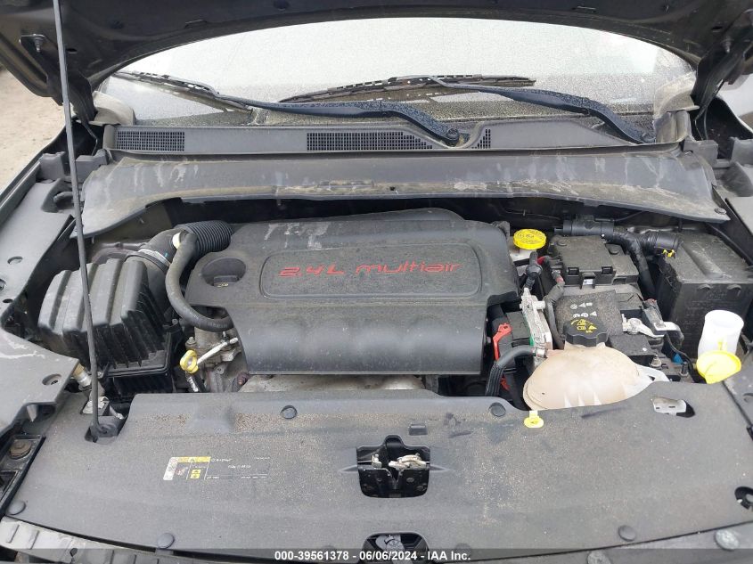 2018 Jeep Compass Latitude 4X4 VIN: 3C4NJDBB1JT201922 Lot: 39561378