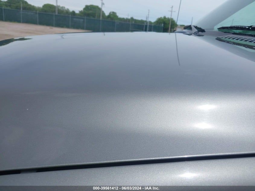 2000 Chevrolet Silverado 1500 Lt VIN: 2GCEK19T7Y1115861 Lot: 39561412