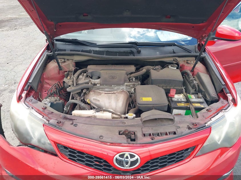 2014 Toyota Camry Se VIN: 4T1BF1FK7EU752828 Lot: 39561415