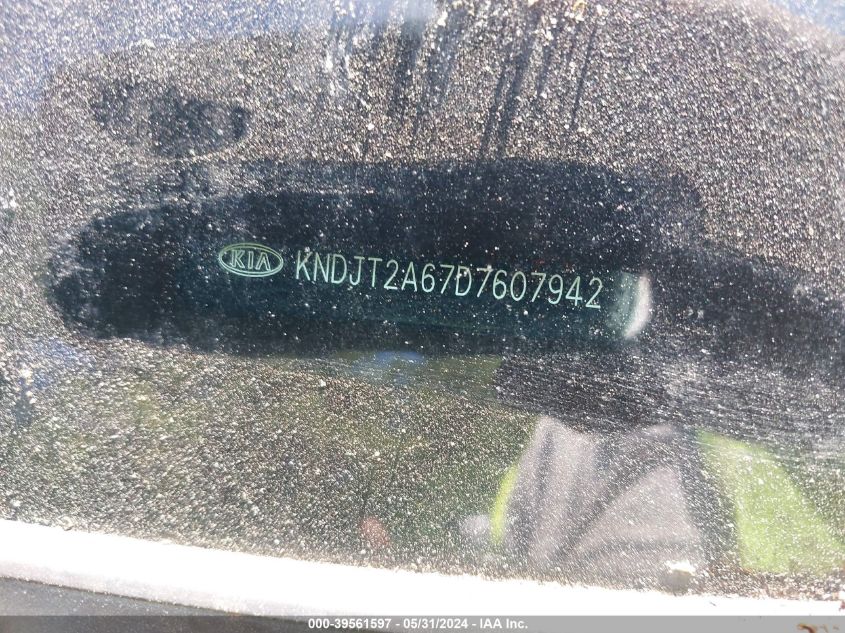 2013 Kia Soul + VIN: KNDJT2A67D7607942 Lot: 39561597