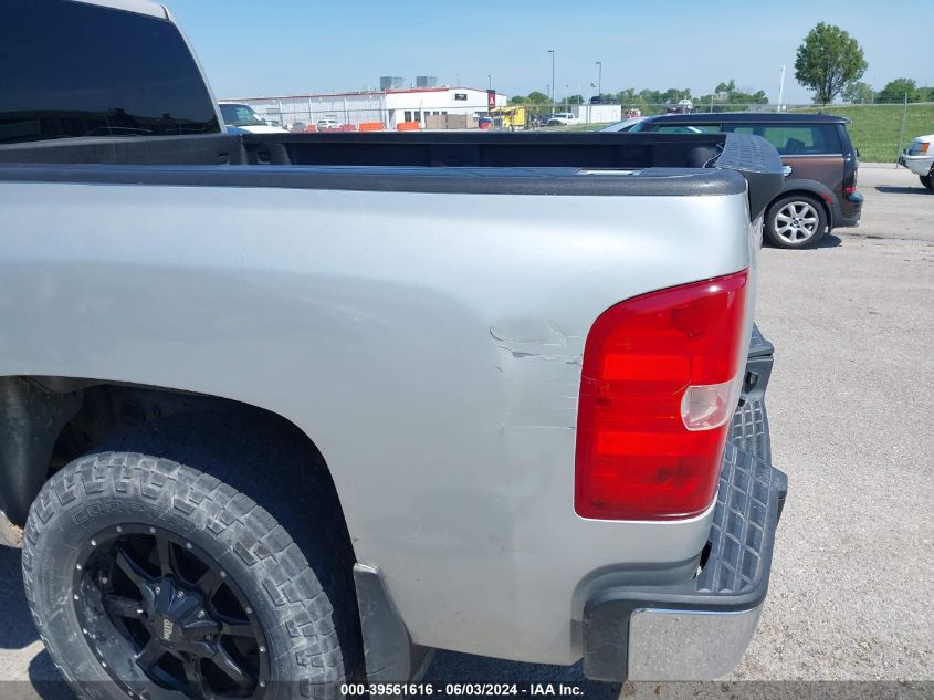 2010 Chevrolet Silverado 1500 Lt VIN: 1GCSKSE33AZ156807 Lot: 39561616
