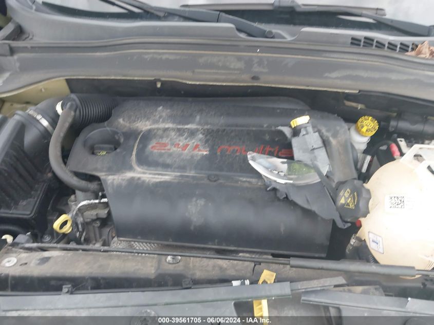 2015 Jeep Renegade Latitude VIN: ZACCJBBT4FPB84441 Lot: 39561705