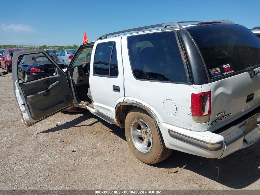 1998 Chevrolet Blazer Ls VIN: 1GNCS13W7W2223377 Lot: 39561862