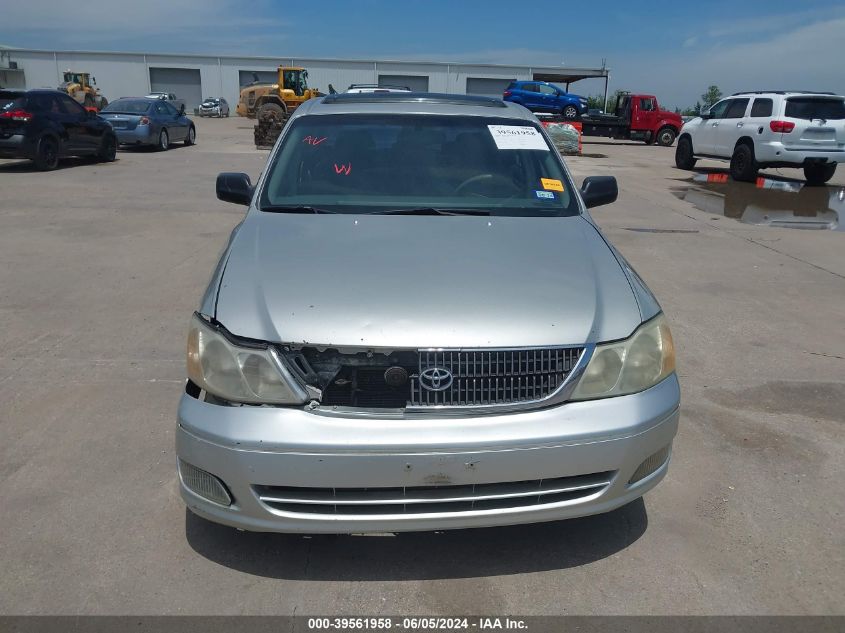 2000 Toyota Avalon Xls VIN: 4T1BF28B3YU070665 Lot: 39561958