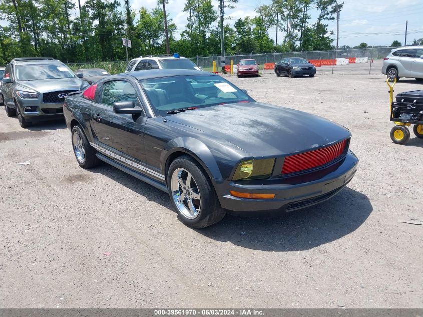 2007 Ford Mustang V6 Deluxe/V6 Premium VIN: 1ZVFT80N975284184 Lot: 39561970