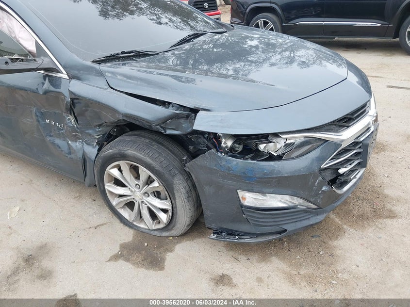 2019 Chevrolet Malibu Lt VIN: 1G1ZD5ST0KF110717 Lot: 39562020