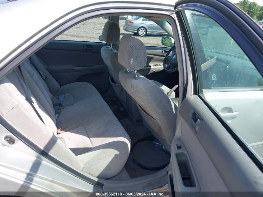 2004 Toyota Camry Le VIN: 4T1BE32K14U929070 Lot: 39562118