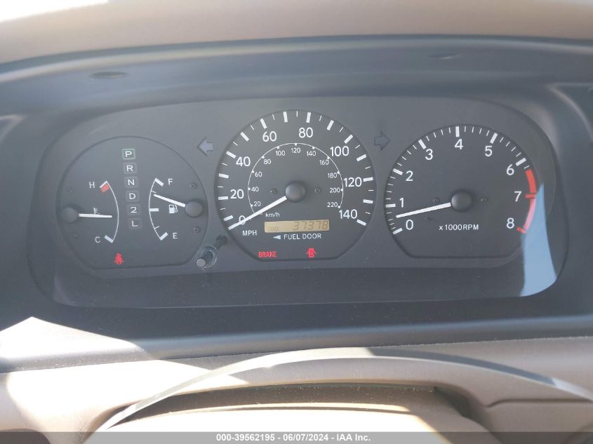 2000 Toyota Camry Le V6 VIN: 4T1BF22K6YU951790 Lot: 39562195