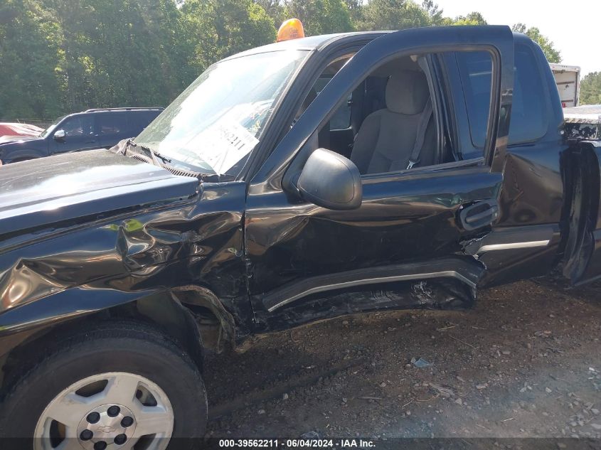 2005 Chevrolet Silverado 1500 Ls VIN: 1GCEK19V05E205428 Lot: 39562211