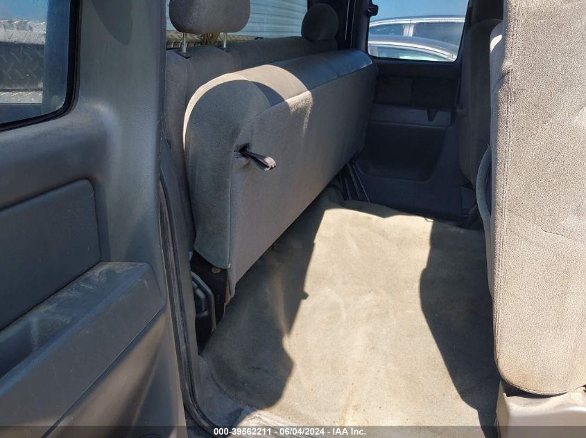 2005 Chevrolet Silverado 1500 Ls VIN: 1GCEK19V05E205428 Lot: 39562211