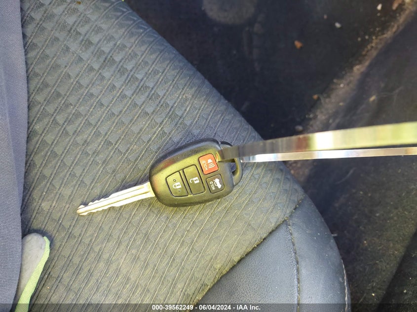 2012 Toyota Camry Se VIN: 4T1BF1FKXCU076856 Lot: 39562249