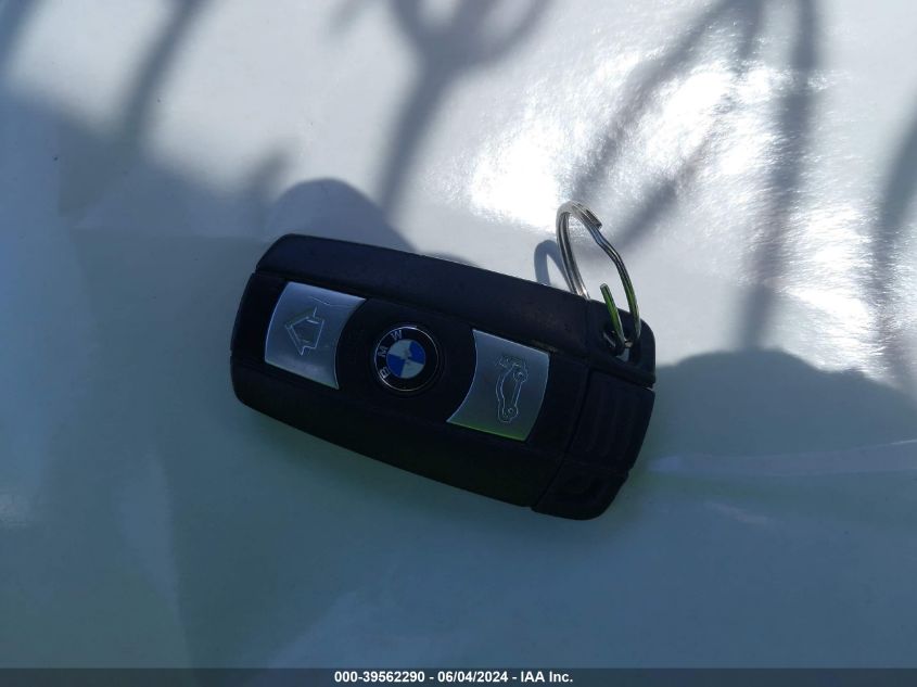 2011 BMW 328I VIN: WBADW7C50BE726461 Lot: 39562290