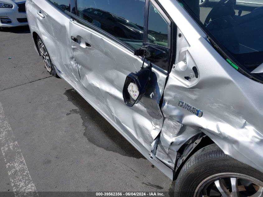 2020 Toyota Prius Prime Le VIN: JTDKARFPXL3126304 Lot: 39562356