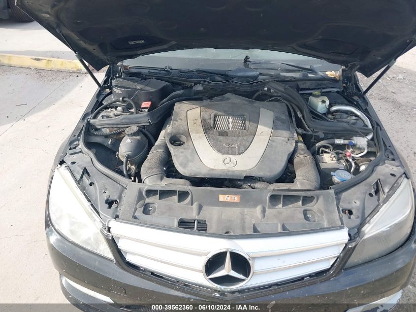 2011 Mercedes-Benz C 300 Luxury 4Matic/Sport 4Matic VIN: WDDGF8BB6BR181815 Lot: 39562360