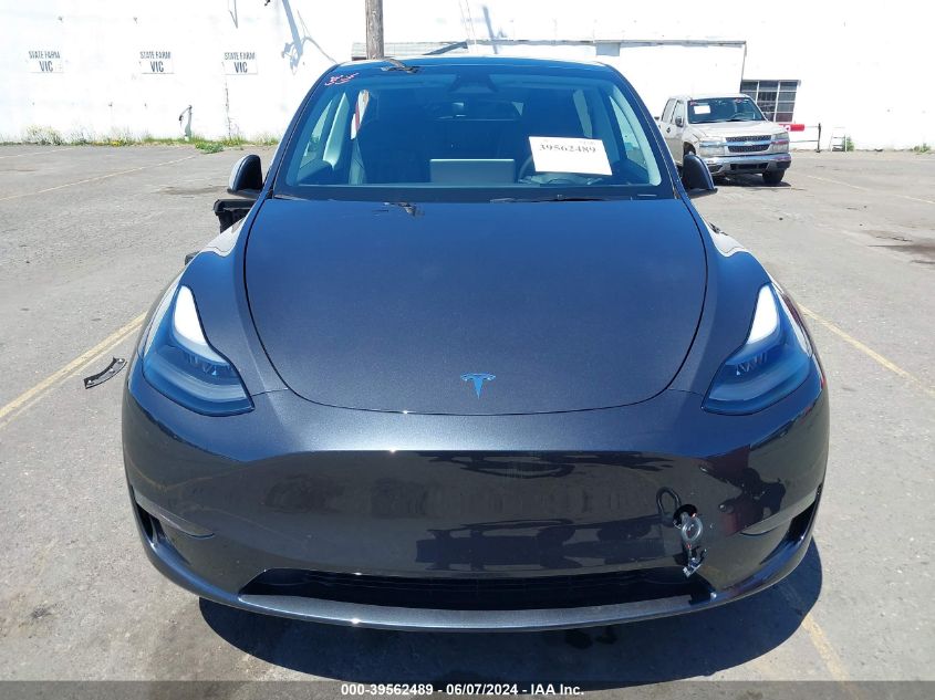 2024 Tesla Model Y Long Range Dual Motor All-Wheel Drive VIN: 7SAYGAEE3RF038252 Lot: 39562489