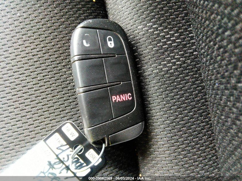 2017 Jeep Renegade Latitude Fwd VIN: ZACCJABB0HPF16296 Lot: 39562569