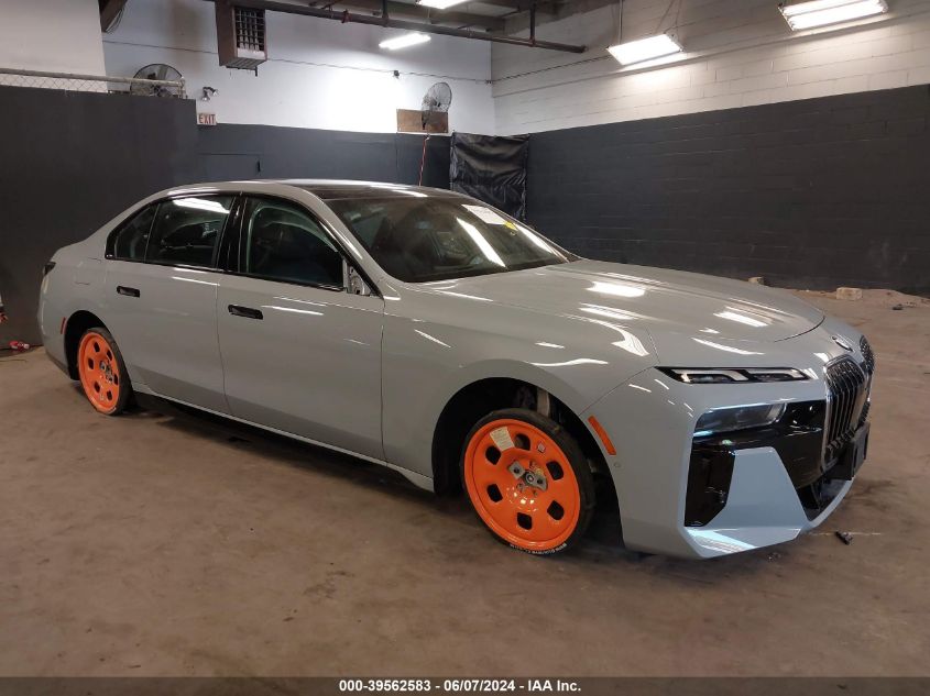 WBA33EJ05PCM11397 BMW 760 I XDRIVE 2023
