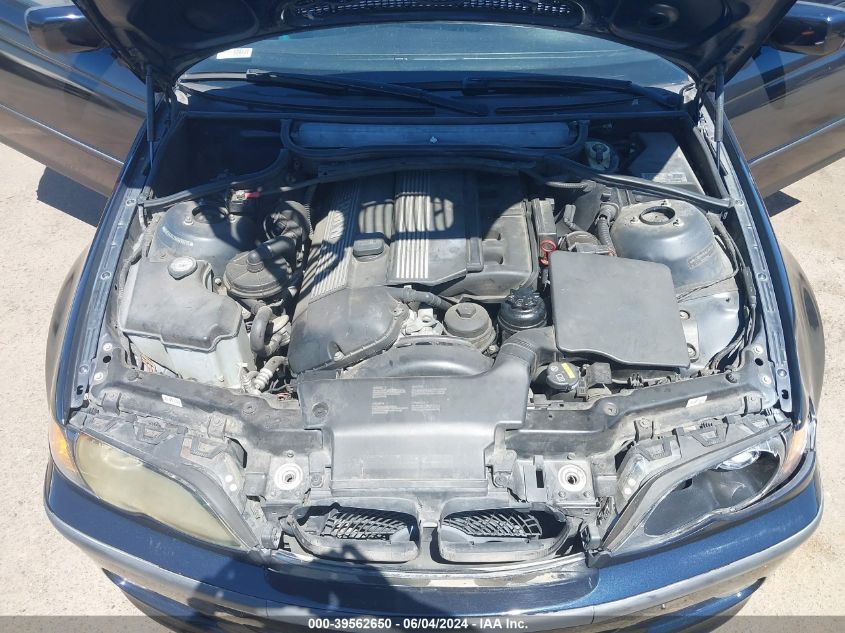 2005 BMW 330I VIN: WBAEV53425KM39714 Lot: 39562650