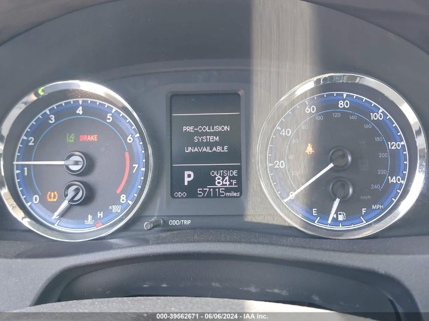VIN 2T1BURHE3KC158360 2019 TOYOTA COROLLA LE