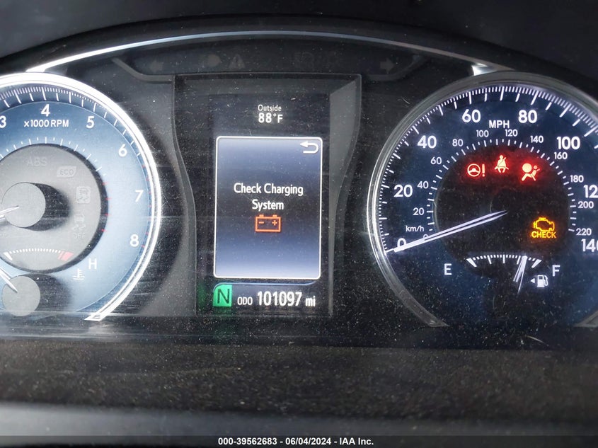 2016 Toyota Camry Le VIN: 4T1BF1FK5GU579698 Lot: 39562683