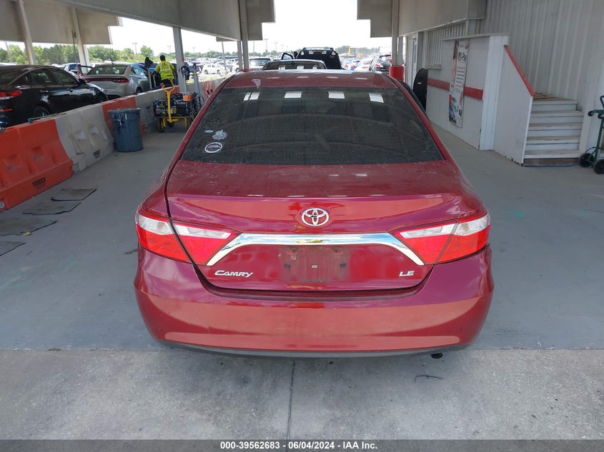 2016 Toyota Camry Le VIN: 4T1BF1FK5GU579698 Lot: 39562683